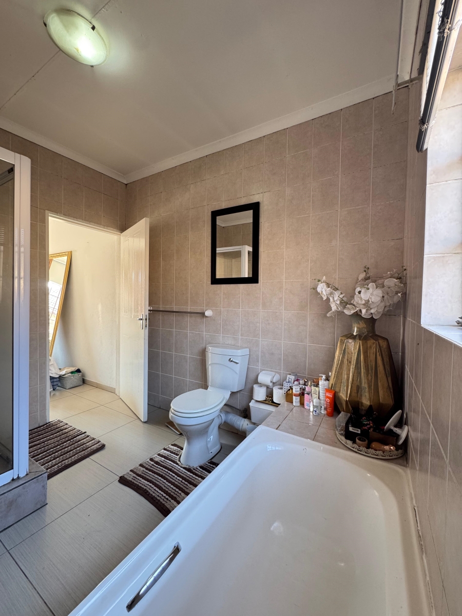 3 Bedroom Property for Sale in Bellairspark Gauteng