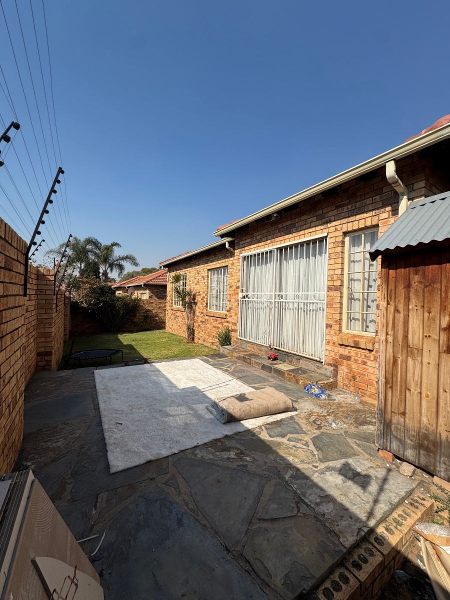 3 Bedroom Property for Sale in Bellairspark Gauteng