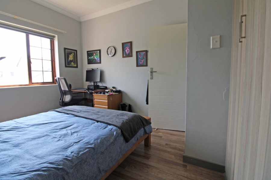 1 Bedroom Property for Sale in Blue Hills Gauteng