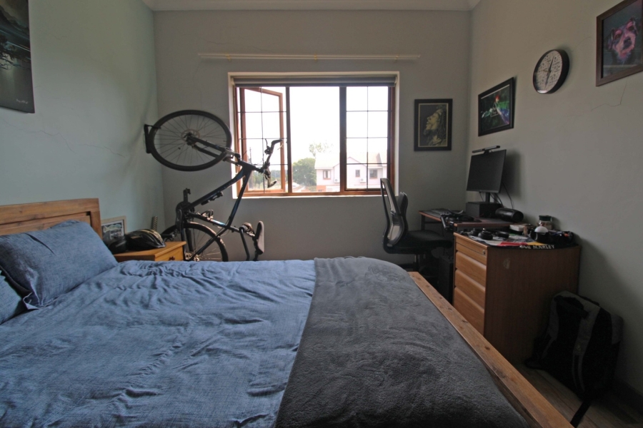 1 Bedroom Property for Sale in Blue Hills Gauteng