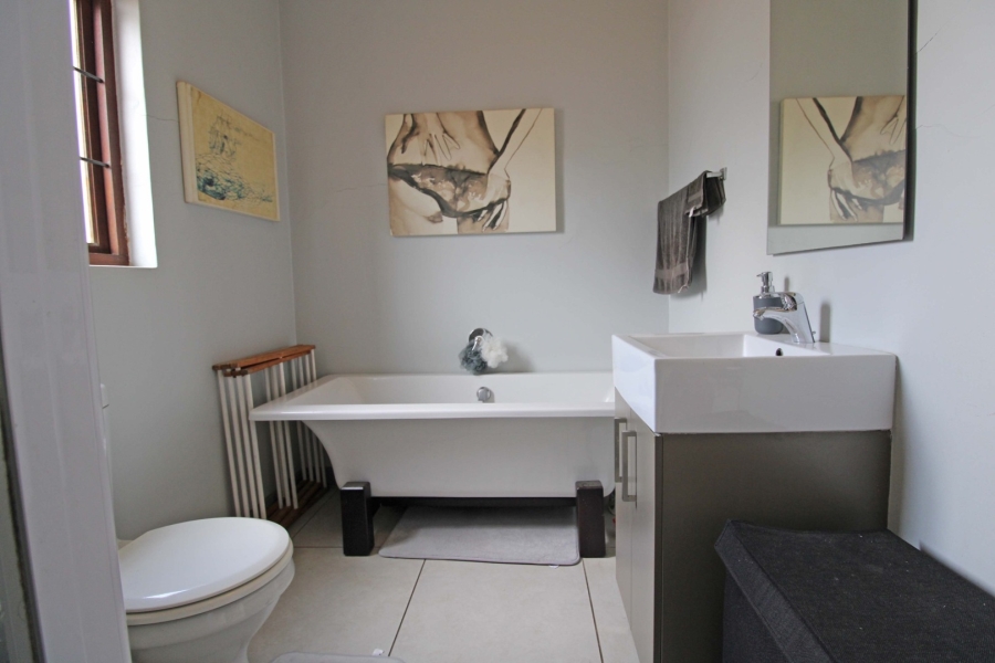 1 Bedroom Property for Sale in Blue Hills Gauteng