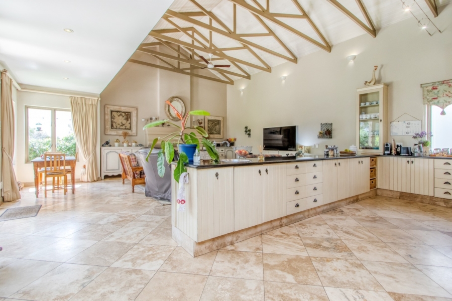 5 Bedroom Property for Sale in Fourways Gardens Gauteng