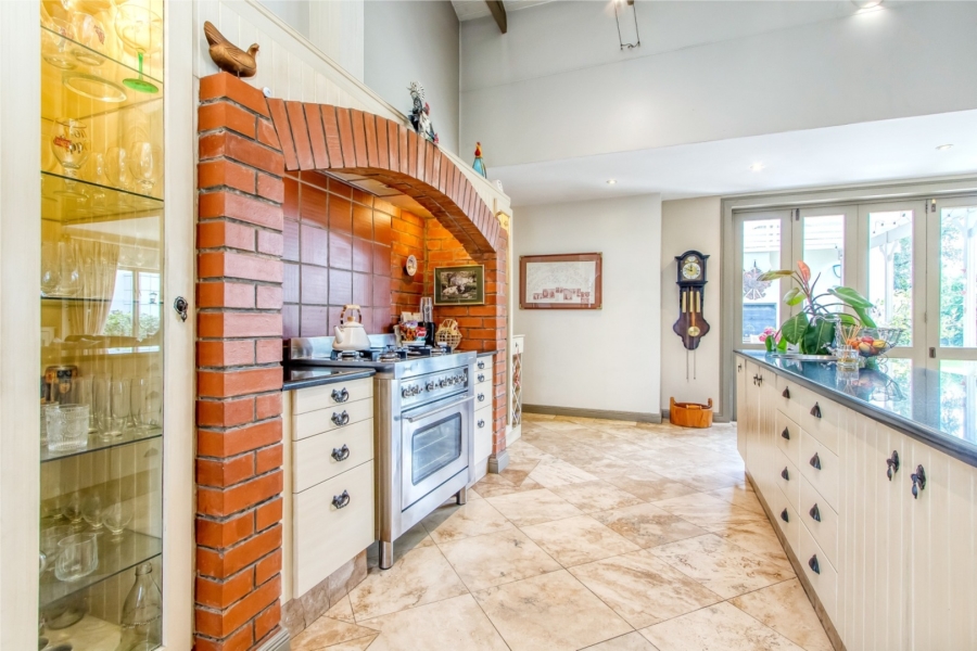 5 Bedroom Property for Sale in Fourways Gardens Gauteng