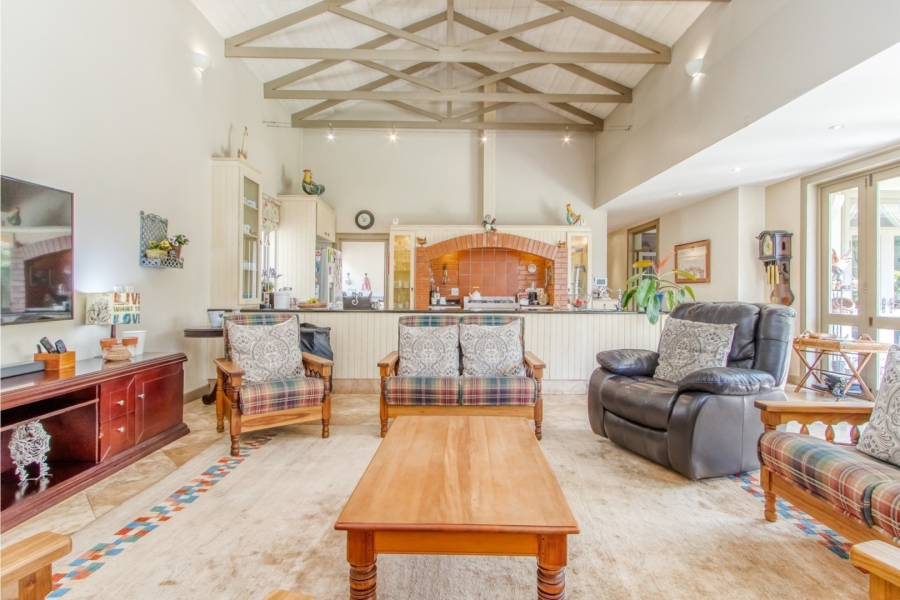 5 Bedroom Property for Sale in Fourways Gardens Gauteng
