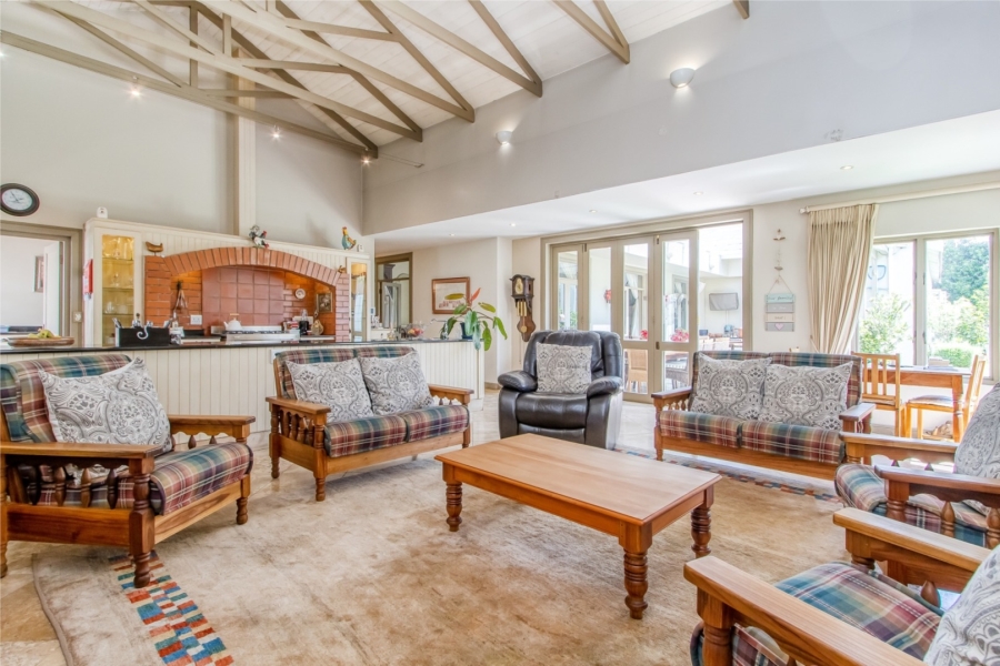 5 Bedroom Property for Sale in Fourways Gardens Gauteng