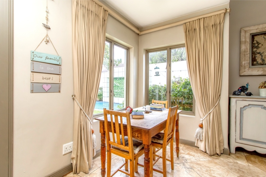 5 Bedroom Property for Sale in Fourways Gardens Gauteng