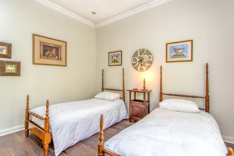 5 Bedroom Property for Sale in Fourways Gardens Gauteng