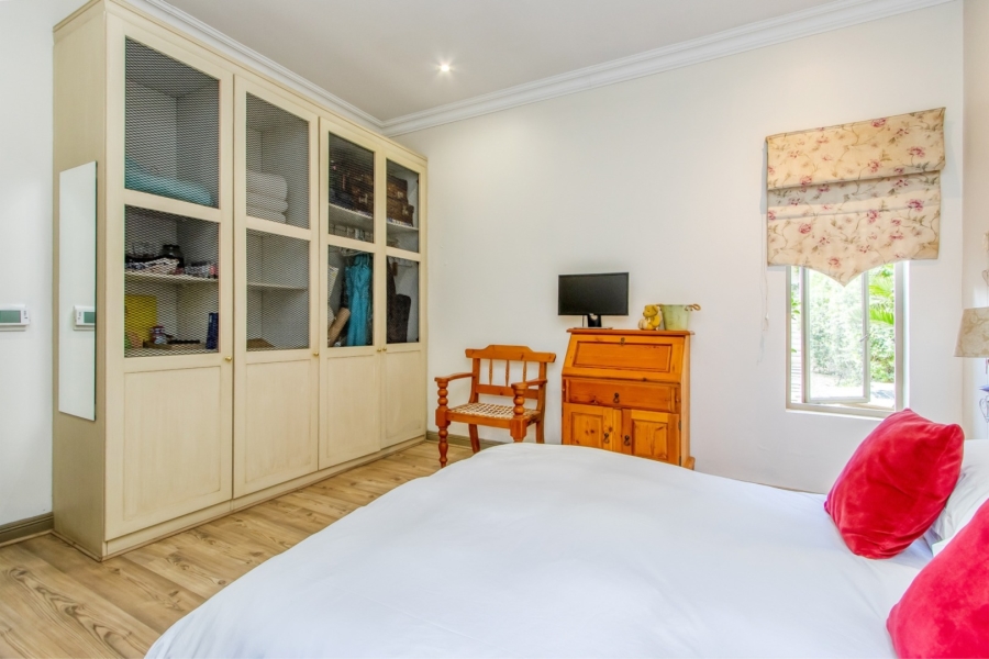 5 Bedroom Property for Sale in Fourways Gardens Gauteng