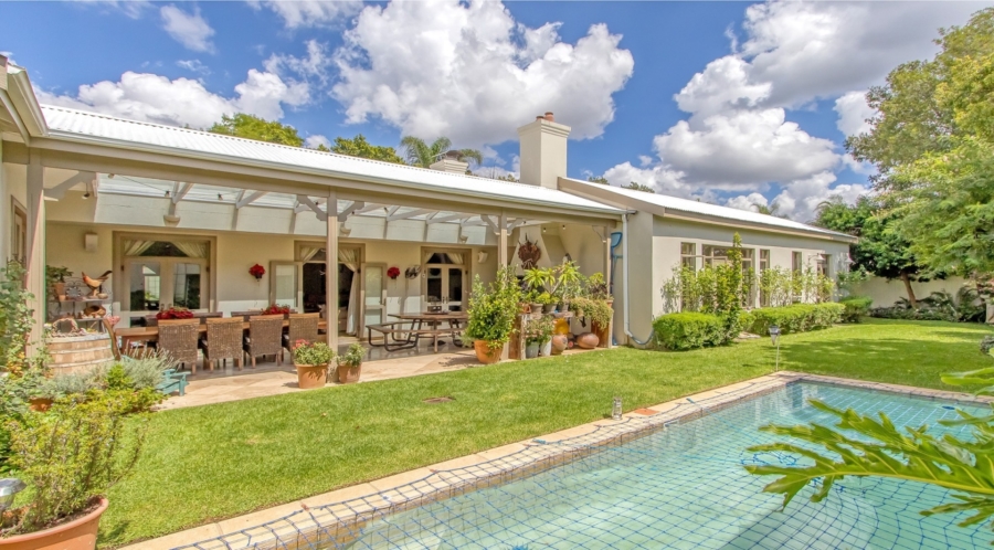 5 Bedroom Property for Sale in Fourways Gardens Gauteng