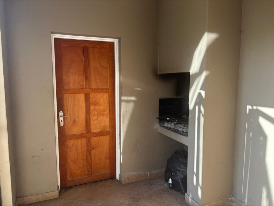 2 Bedroom Property for Sale in Brentwood Park Gauteng
