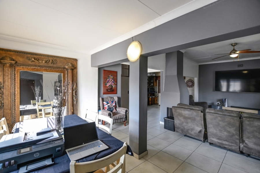 3 Bedroom Property for Sale in Rietfontein Gauteng
