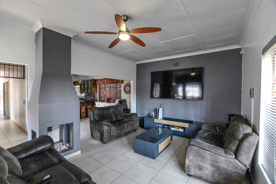 3 Bedroom Property for Sale in Rietfontein Gauteng