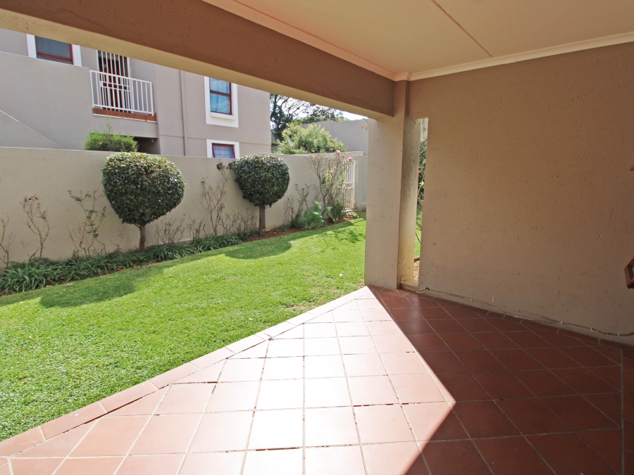 To Let 2 Bedroom Property for Rent in Bryanston Gauteng