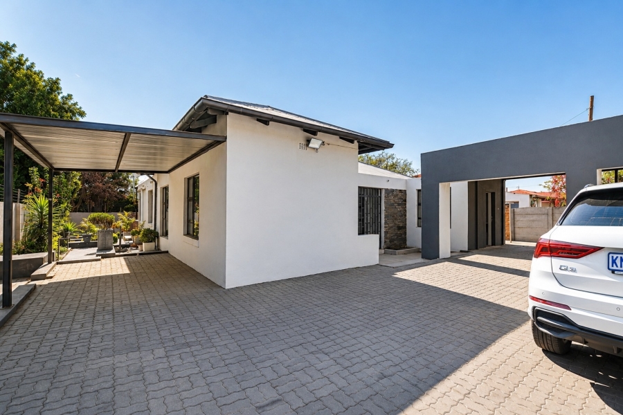5 Bedroom Property for Sale in Capital Park Gauteng