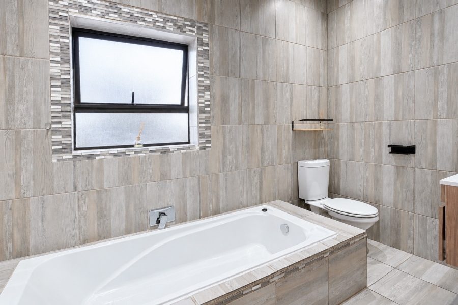 5 Bedroom Property for Sale in Capital Park Gauteng