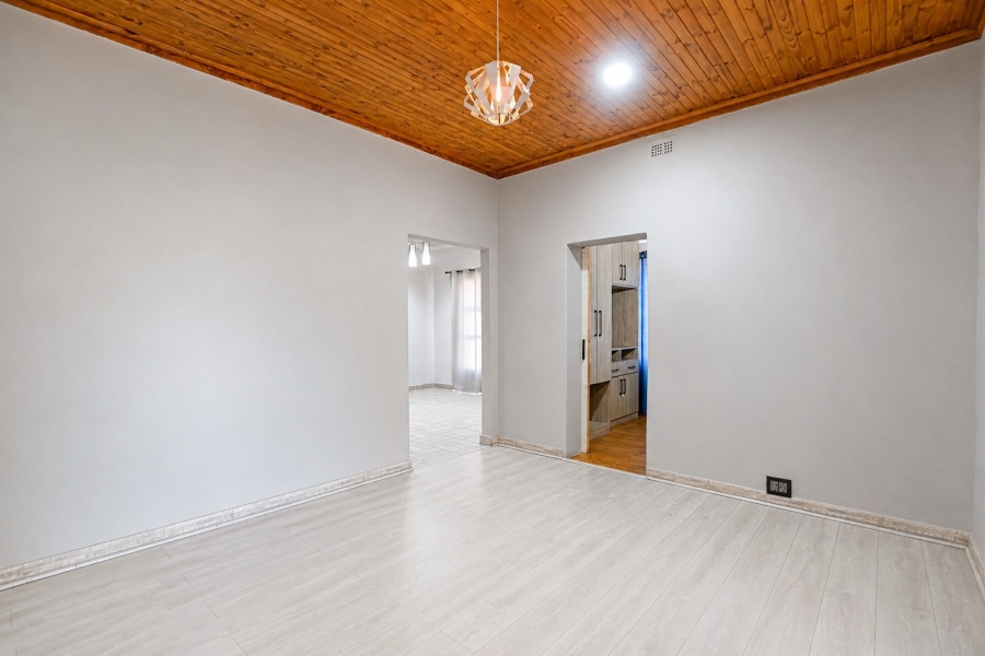 5 Bedroom Property for Sale in Capital Park Gauteng