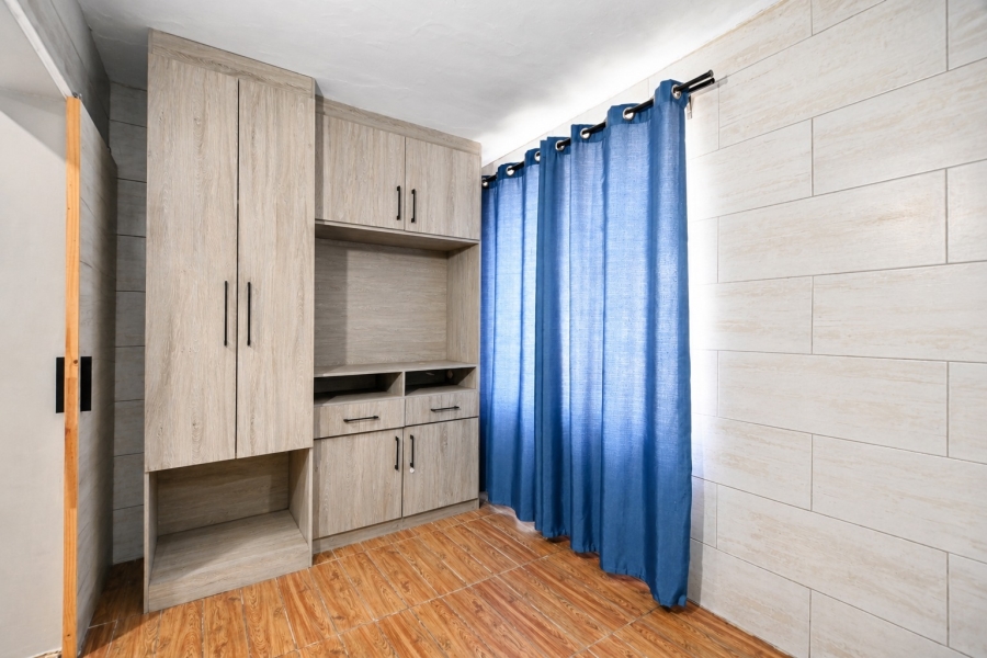 5 Bedroom Property for Sale in Capital Park Gauteng
