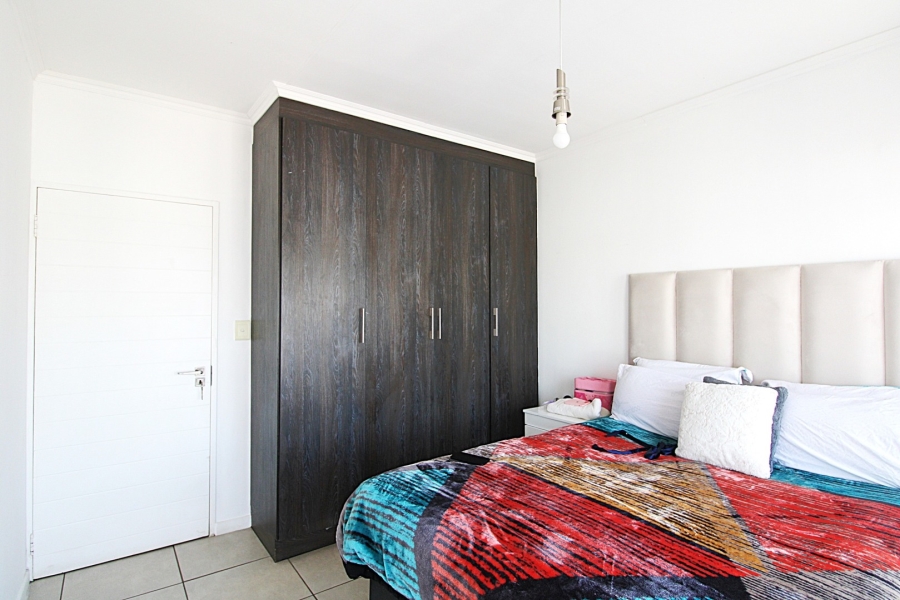 1 Bedroom Property for Sale in Olivedale Gauteng