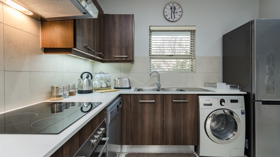 To Let 2 Bedroom Property for Rent in Sandown Gauteng