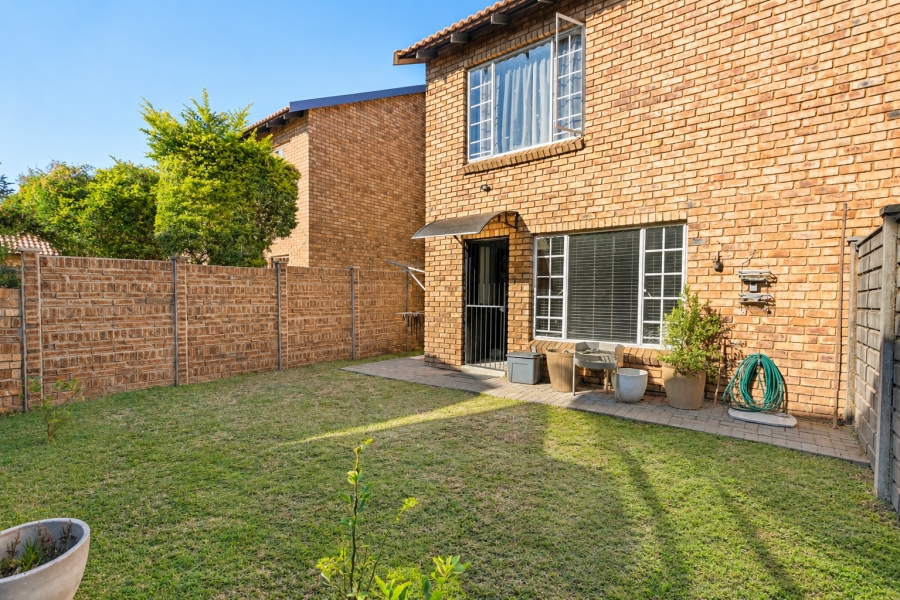 2 Bedroom Property for Sale in Sinoville Gauteng