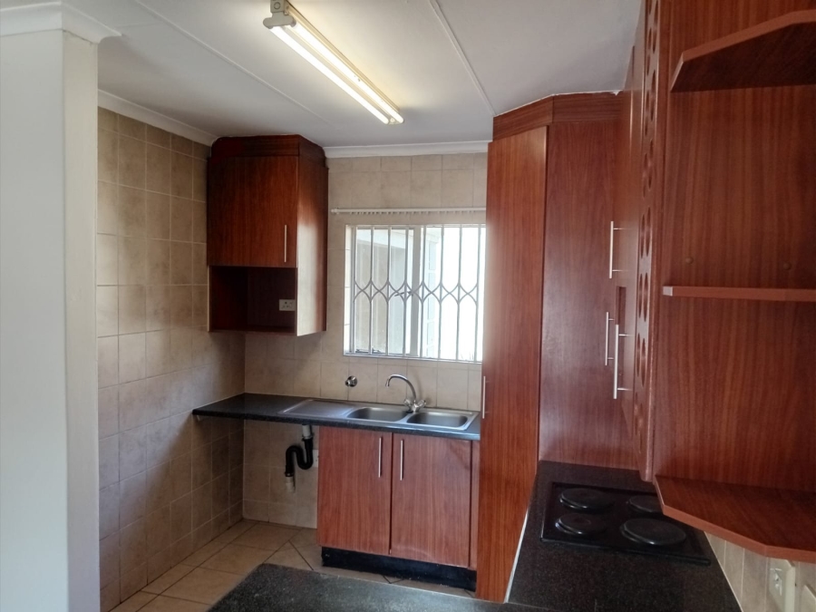 To Let 2 Bedroom Property for Rent in Oriel Gauteng