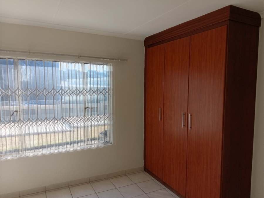 To Let 2 Bedroom Property for Rent in Oriel Gauteng