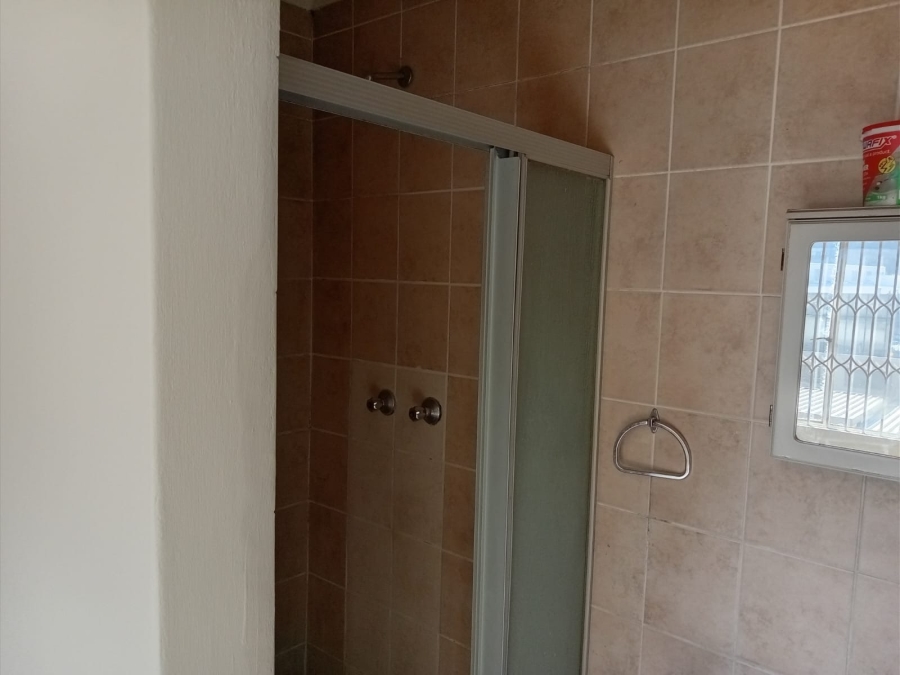 To Let 2 Bedroom Property for Rent in Oriel Gauteng