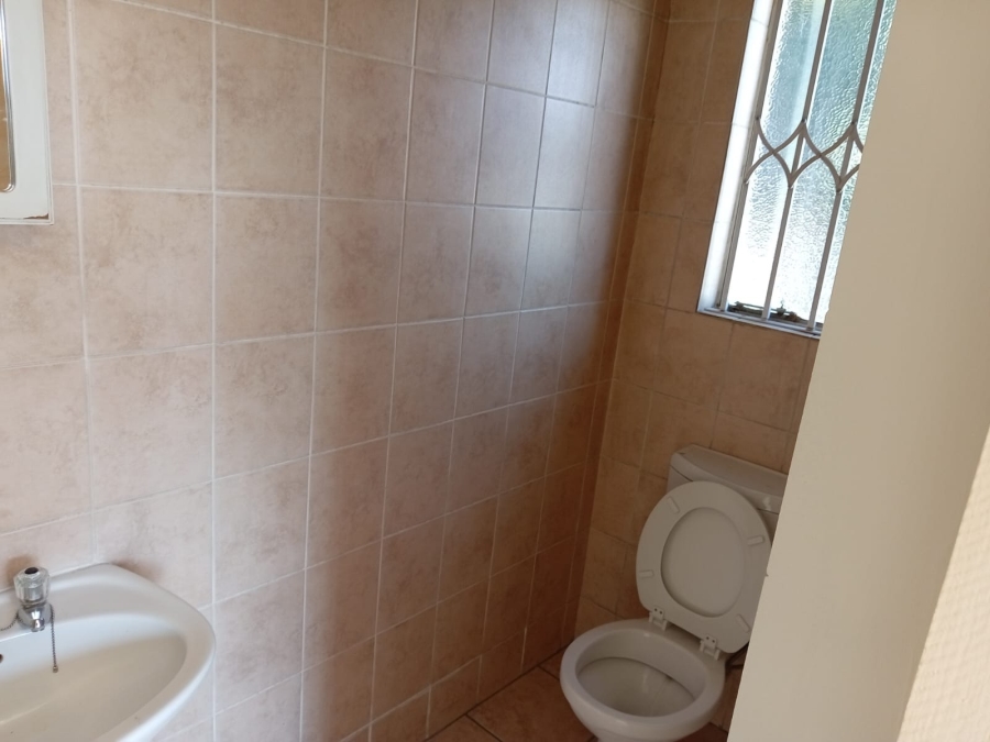 To Let 2 Bedroom Property for Rent in Oriel Gauteng