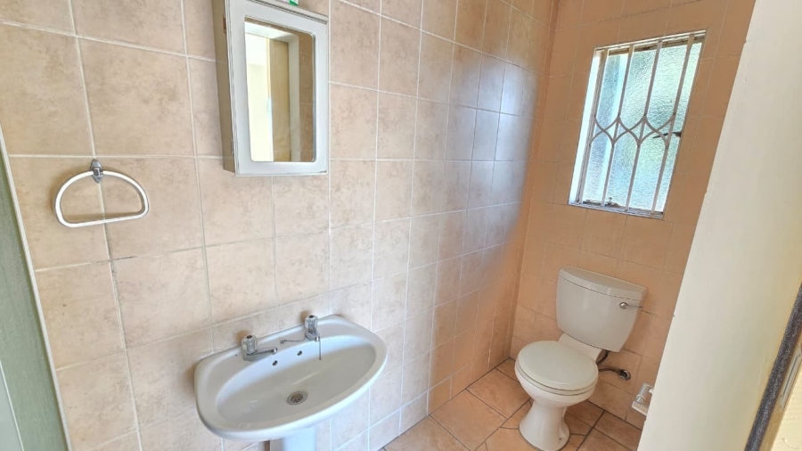 To Let 2 Bedroom Property for Rent in Oriel Gauteng