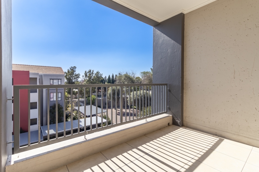 To Let 3 Bedroom Property for Rent in Lonehill Gauteng