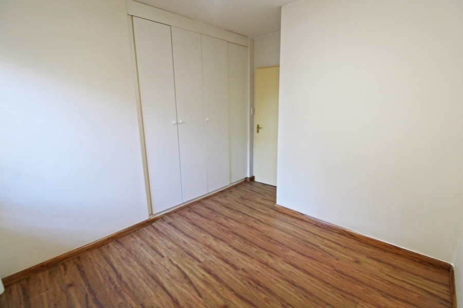 To Let 2 Bedroom Property for Rent in Bryanston Gauteng