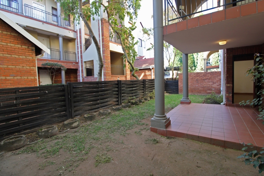 To Let 2 Bedroom Property for Rent in Bryanston Gauteng