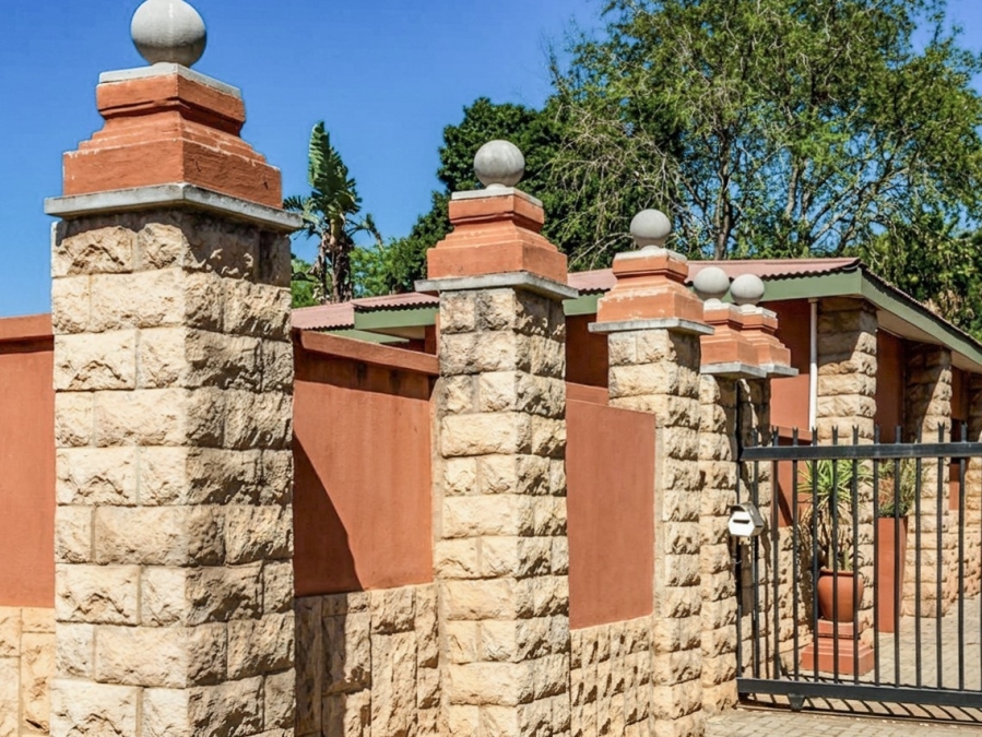 22 Bedroom Property for Sale in Capital Park Gauteng