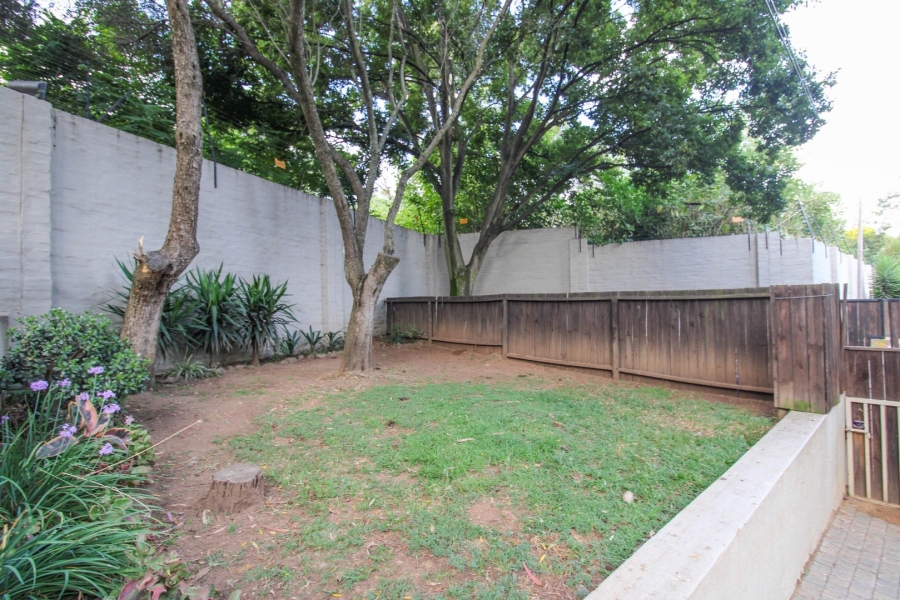 1 Bedroom Property for Sale in Bryanston Gauteng