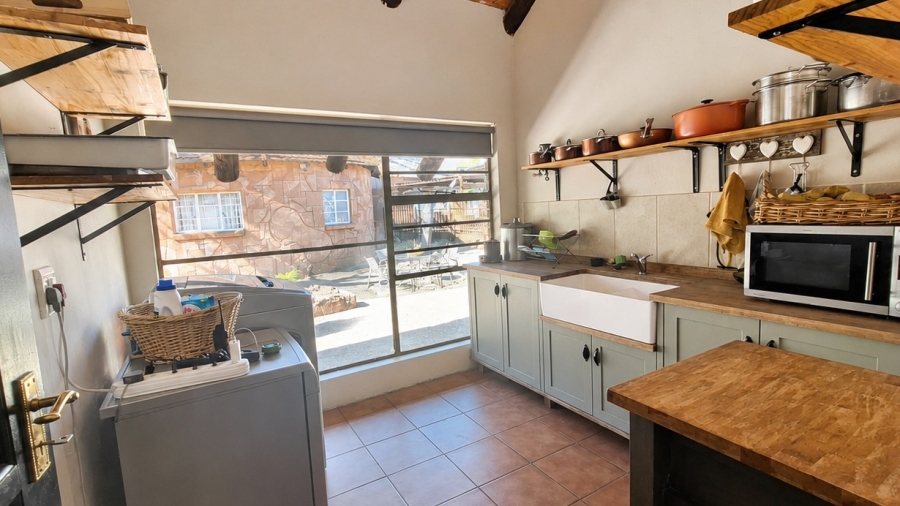 7 Bedroom Property for Sale in Cullinan Gauteng