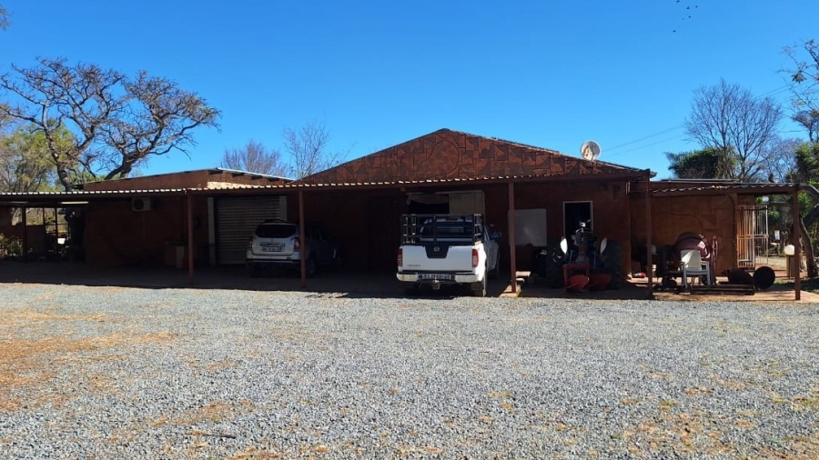 7 Bedroom Property for Sale in Cullinan Gauteng