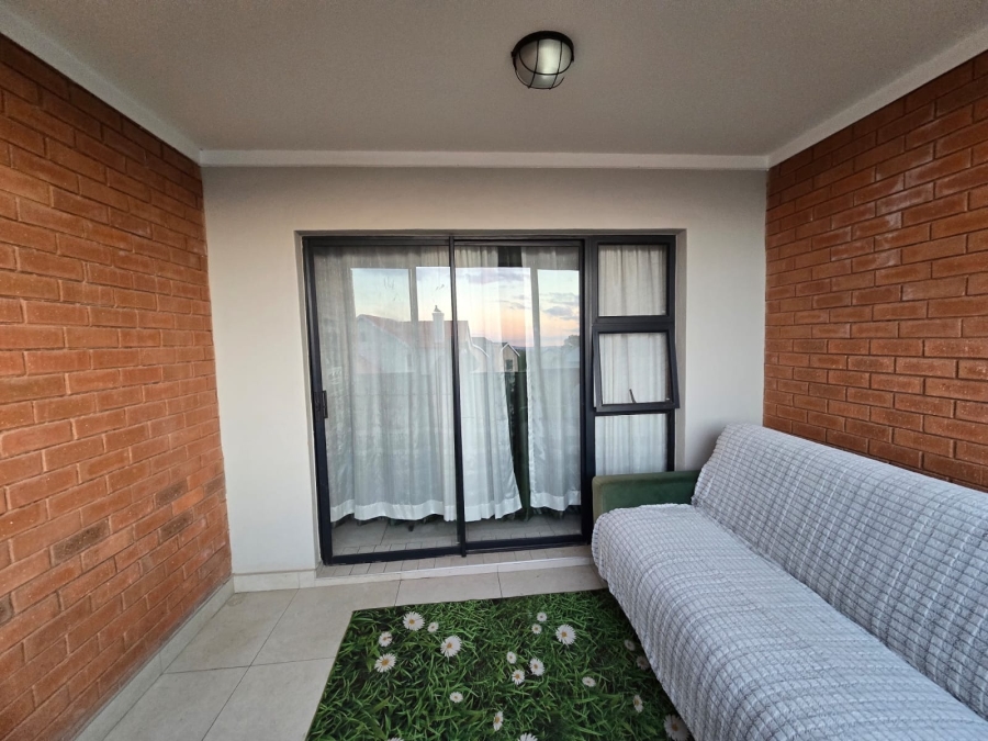 2 Bedroom Property for Sale in Louwlardia Gauteng