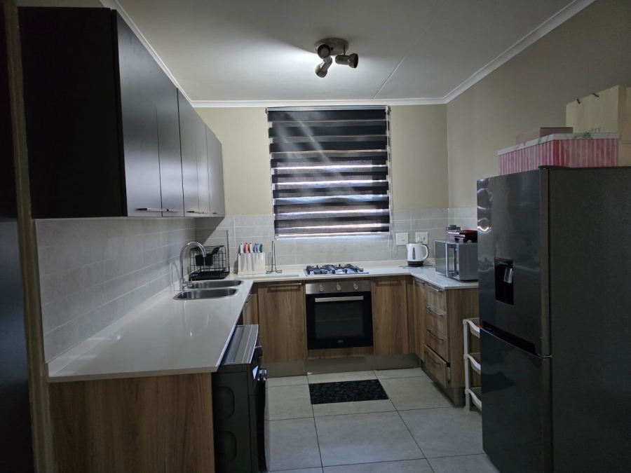 2 Bedroom Property for Sale in Louwlardia Gauteng