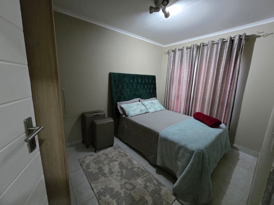 2 Bedroom Property for Sale in Louwlardia Gauteng