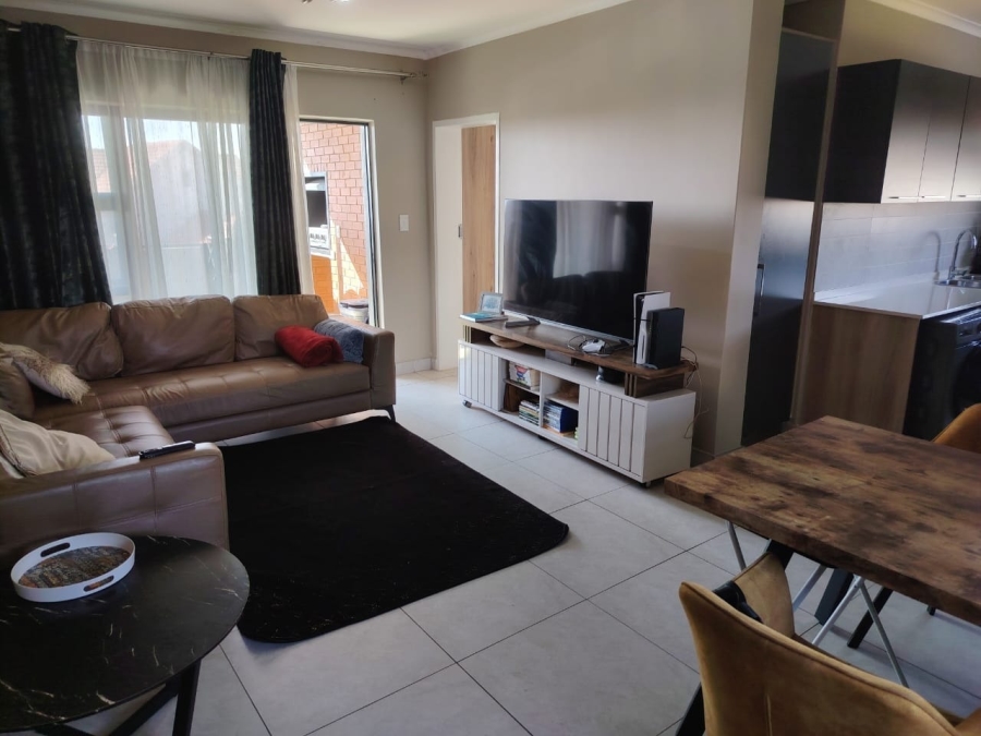 2 Bedroom Property for Sale in Louwlardia Gauteng