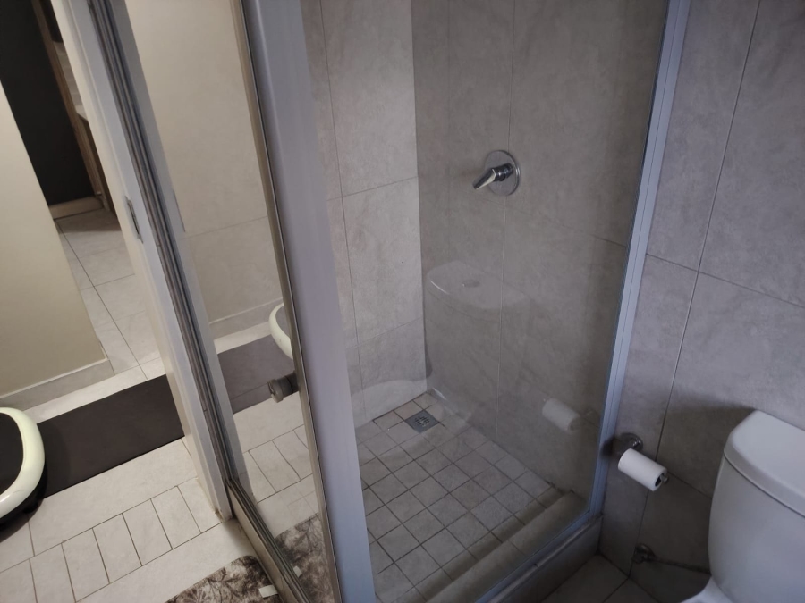 2 Bedroom Property for Sale in Louwlardia Gauteng