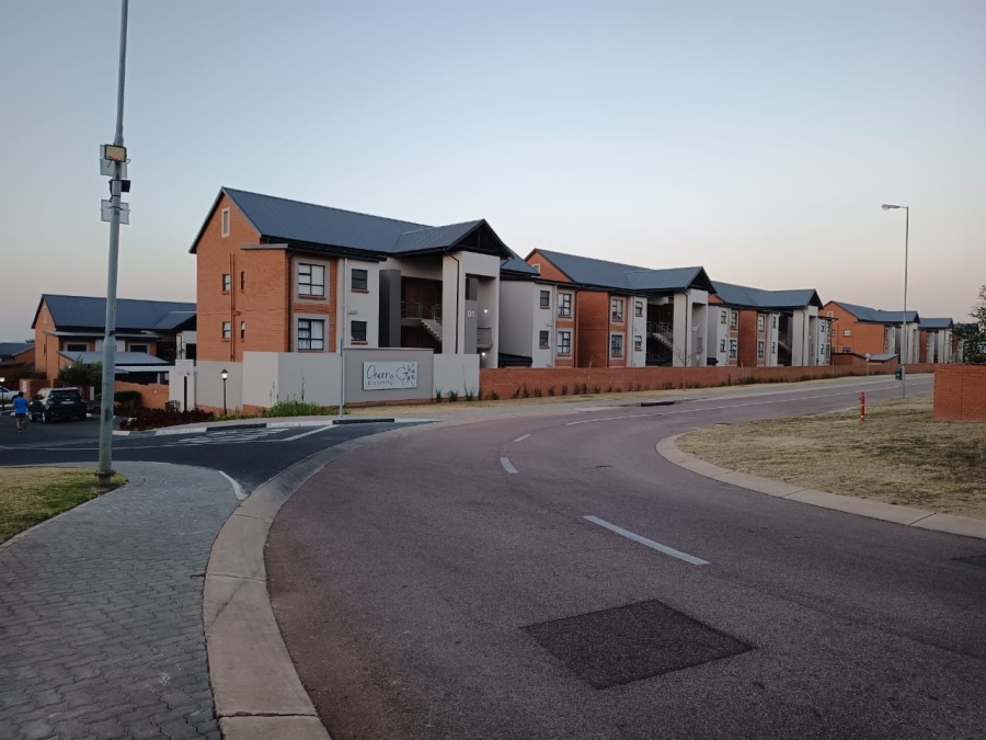 2 Bedroom Property for Sale in Louwlardia Gauteng