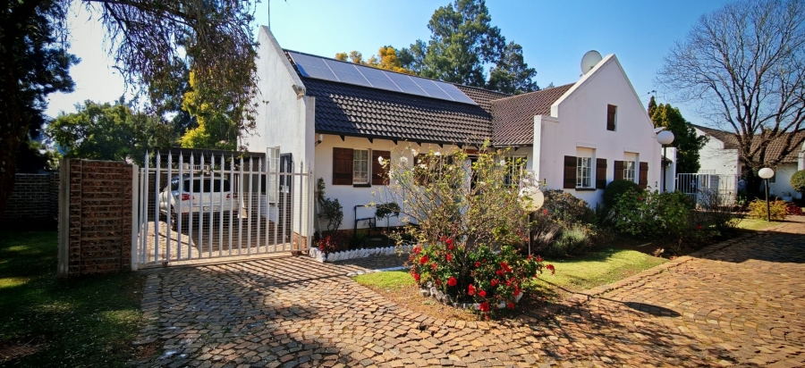 2 Bedroom Property for Sale in Albertsdal Gauteng