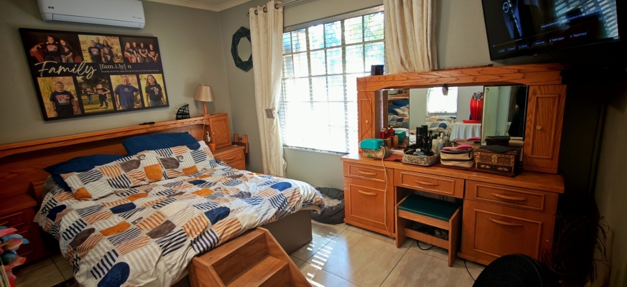 2 Bedroom Property for Sale in Albertsdal Gauteng