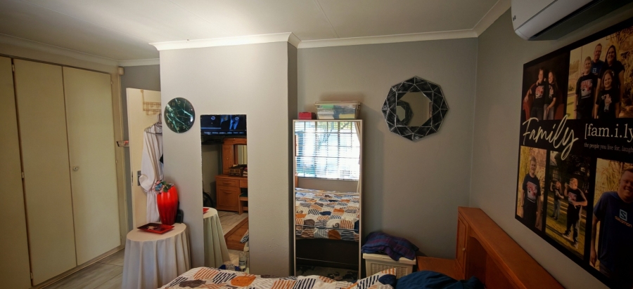 2 Bedroom Property for Sale in Albertsdal Gauteng