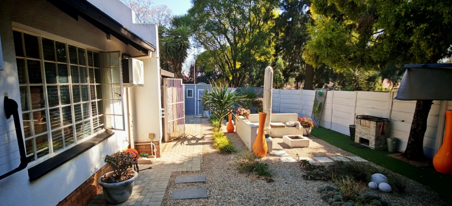 2 Bedroom Property for Sale in Albertsdal Gauteng