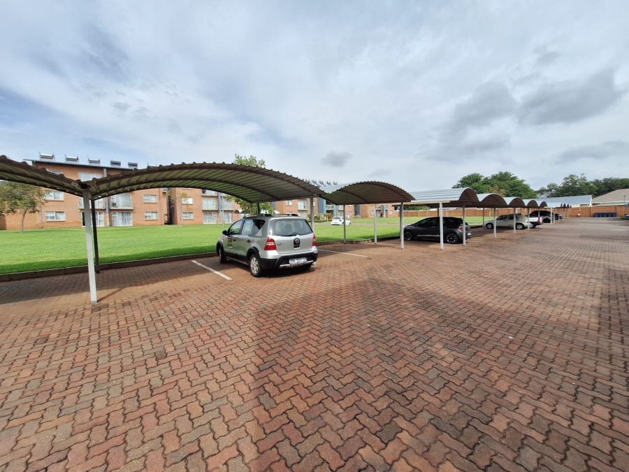 2 Bedroom Property for Sale in Montana Gauteng