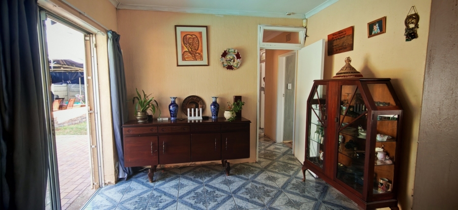 3 Bedroom Property for Sale in Brackendowns Gauteng