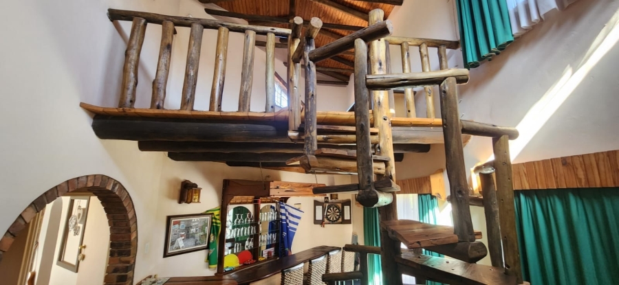 3 Bedroom Property for Sale in Golf View Gauteng