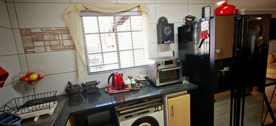 3 Bedroom Property for Sale in Mayberry Park Gauteng